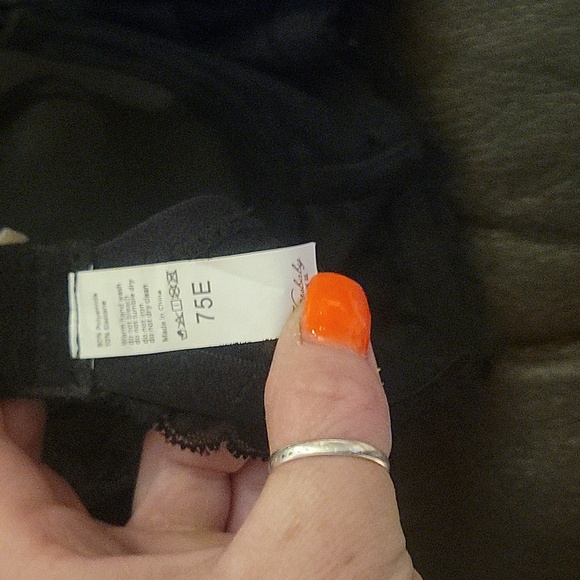 Bra - Picture 2 of 2